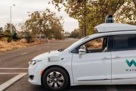 Waymo One無人駕駛出租車體驗調查：一個時代悄然來臨