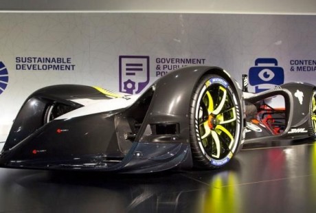 秒殺老司機的無人駕駛賽車！造型堪比宇宙飛船，極速破320km/h